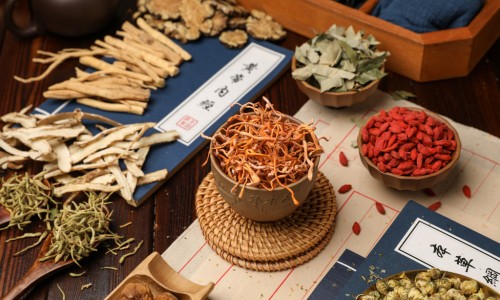柘树药用的使用方法-权威柘树作用与功效平台,分享专业柘树作用与功效知识_柘树的药用法网